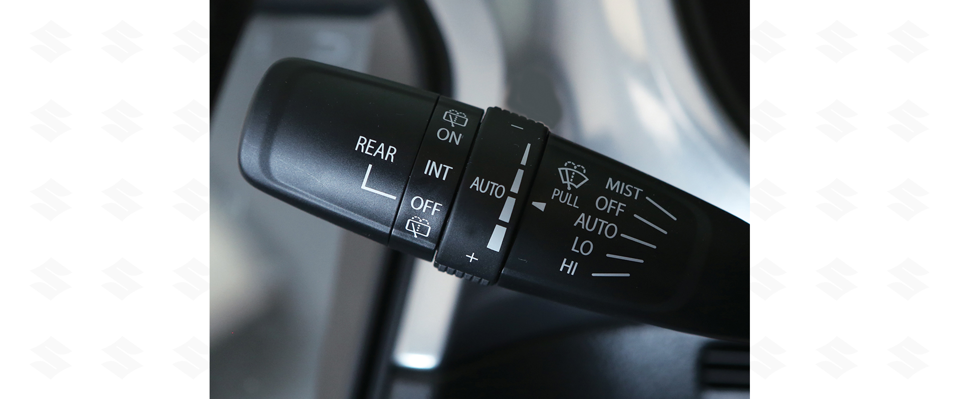 products/Automobiles/Vitara/USP/15VITARA_P19_light_wiper.jpg